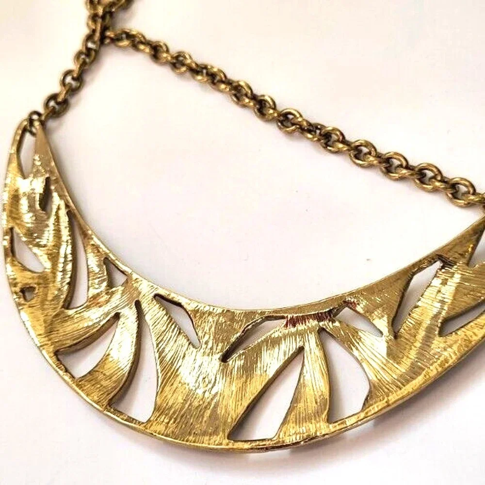 Black Enamel on Goldtone Crescent Bib Statement Necklace 18‎ Inch Chain